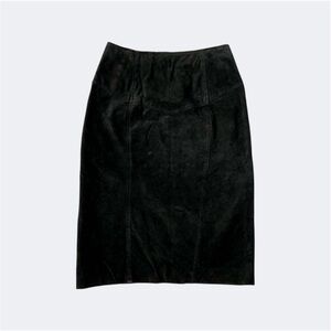 •Vintage• 1980s Chia Suede Leather Pencil Skirt in Black